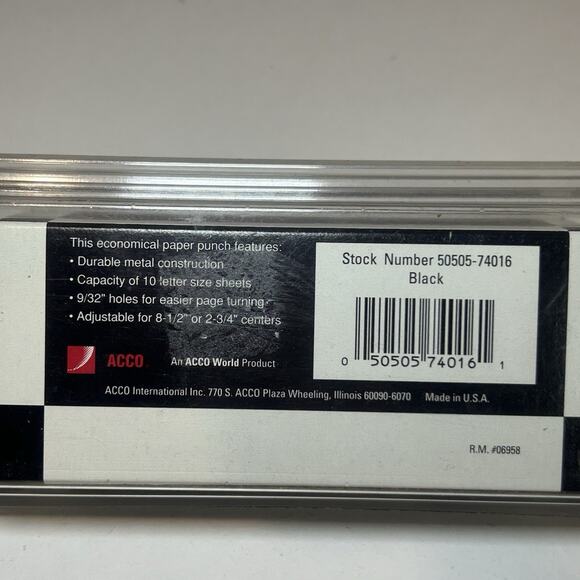 ACCO Heavy Duty 3-Hole Punch 10 Paper Capacity. 9/32” Holes Made In USA - Picture 3 of 3